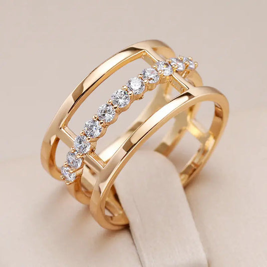 (anello con zirconia incastonata in oro