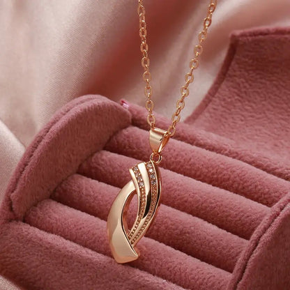 Collana Elegante e Brillante
