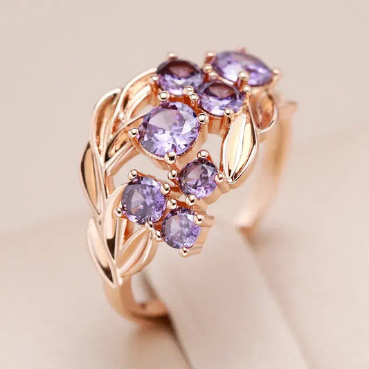 anello elegante con cristallo di vetro al centro