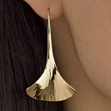 Orecchini pendenti in oro placcato vintage