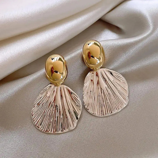 Orecchini Shell Eleganti in Oro