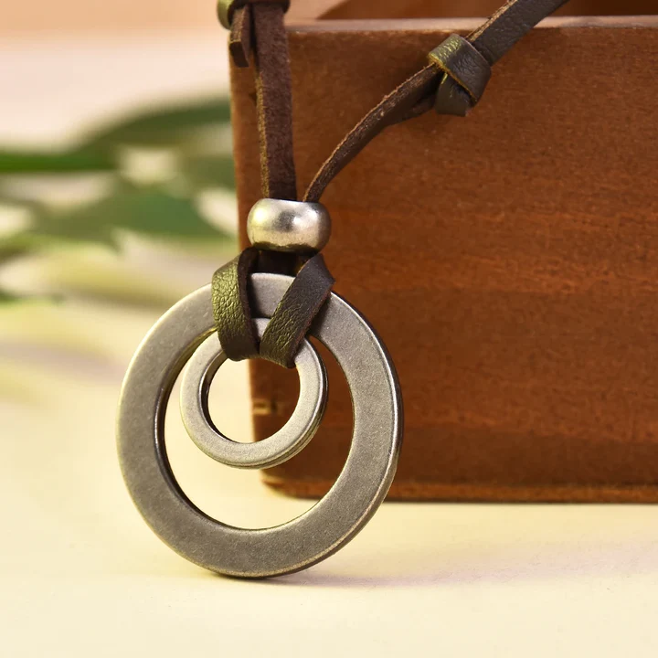 Collana Vintage con Cerchi in Argento