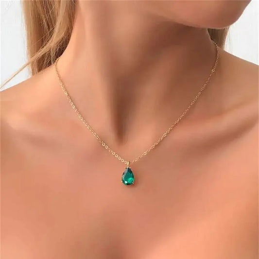Collana Vintage con Cristalli Verdi