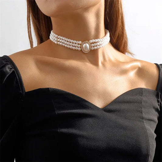 Collana elegante con tre perle