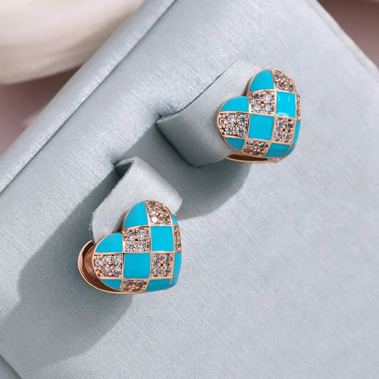 Orecchini eleganti a forma di cuore con smalto blu