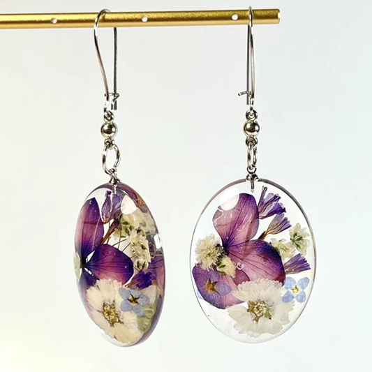 Orecchini vintage con motivo floreale