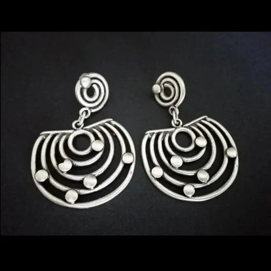 Orecchini Spiralati con Perle e Placcatura in Argento Vintage