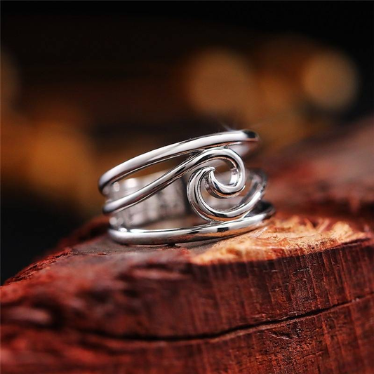 Anello Ondulato Vintage in Argento