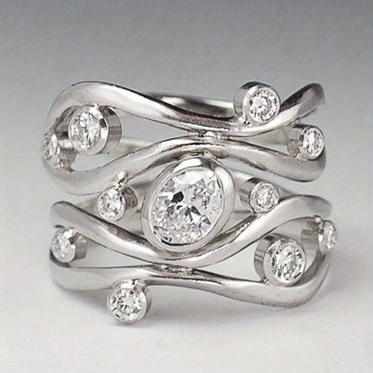 Anello Irregolare Vintage in Argento e Zirconia