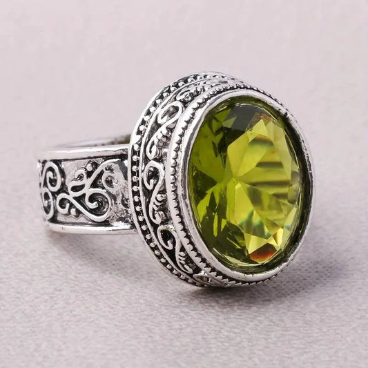 Anello in vetro oliva vintage