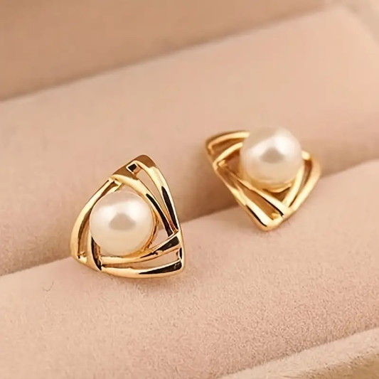 Orecchini eleganti in perle e oro