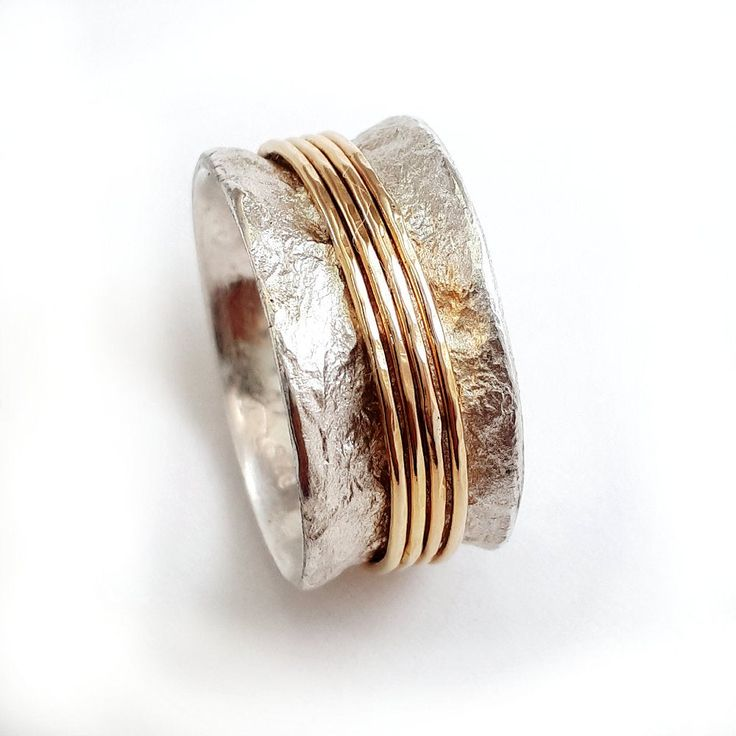 Anello a filo dorato in argento vintage