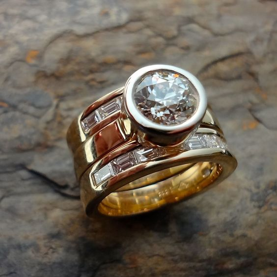 Anello a strati vintage con cristalli di vetro