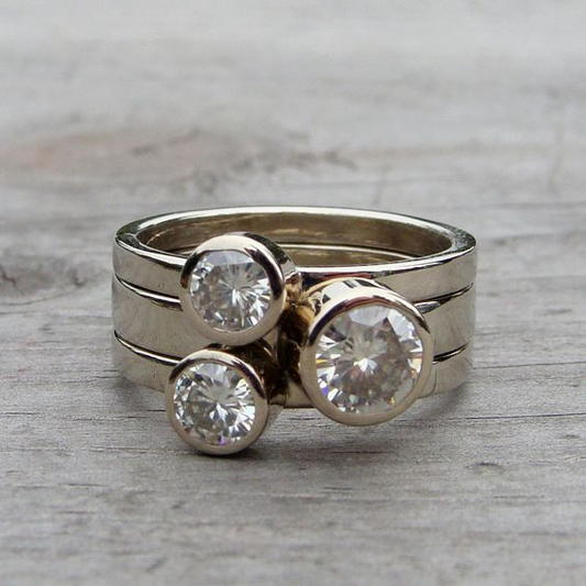 Anello Vintage "Triple" con Zirconia