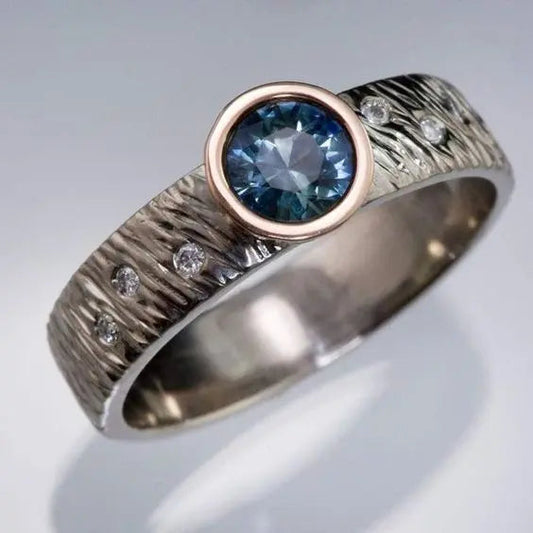 Anello Vintage con Cristallo Blu