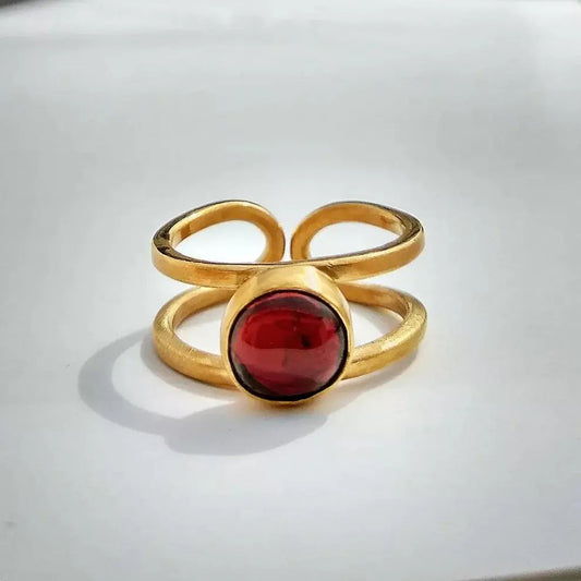 Anello Vintage con Cristallo Rosso