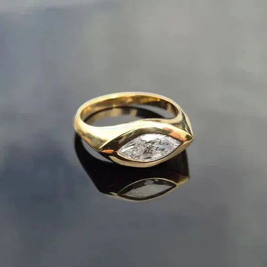 Anello con occhi in zirconia vintage in oro