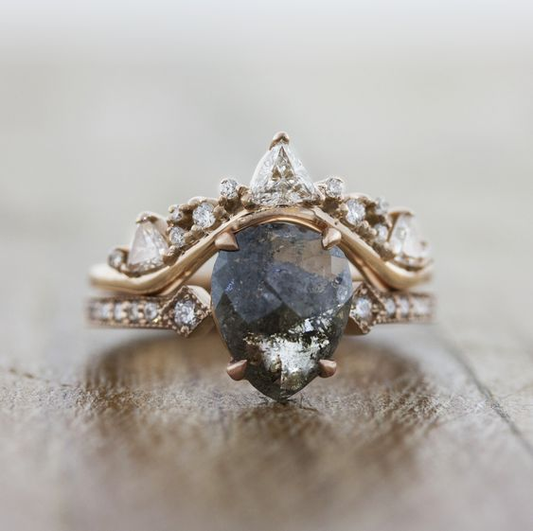 Anello Vintage Natura Pietra Oro e Argento