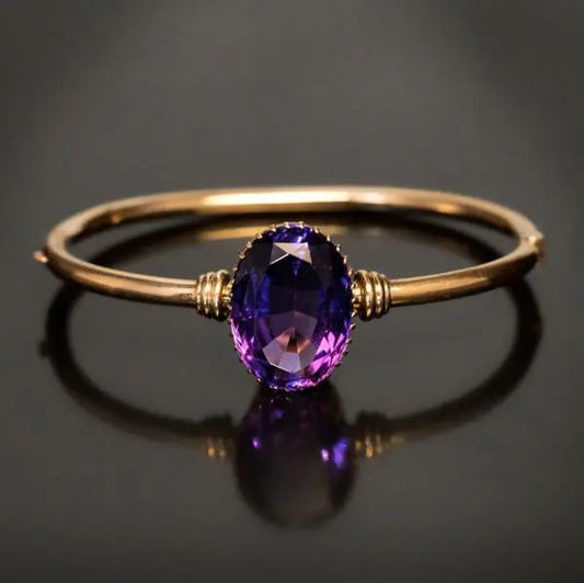 Anello con cristallo viola in oro vintage