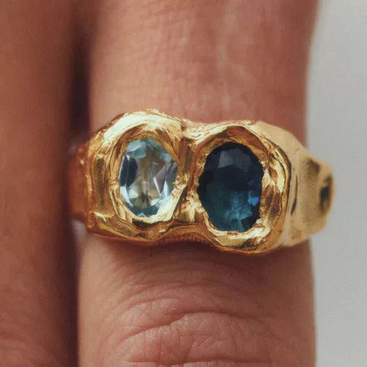 Anello in oro forgiato