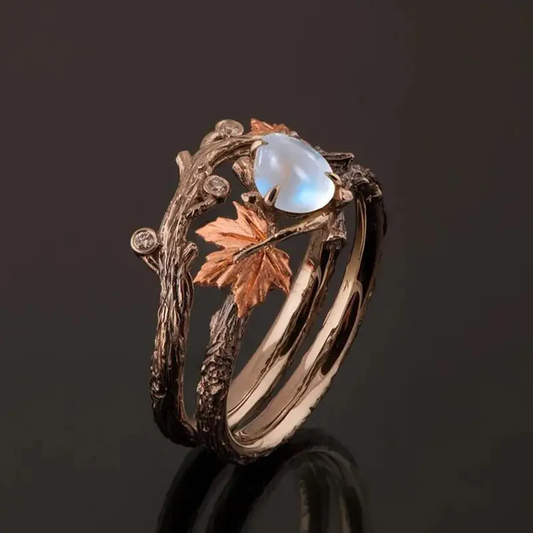 Anello con Moonstone di Natura