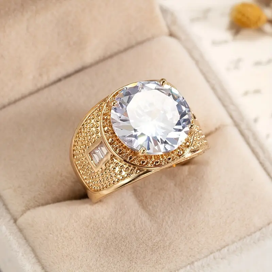 Anello con cristallo rotondo brillante