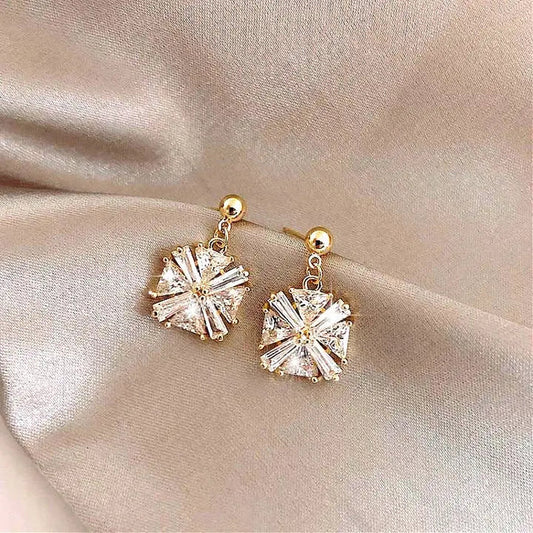 Orecchini di Zirconia Cubica di Lusso in Oro