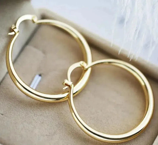 Orecchini a cerchio grandi in oro