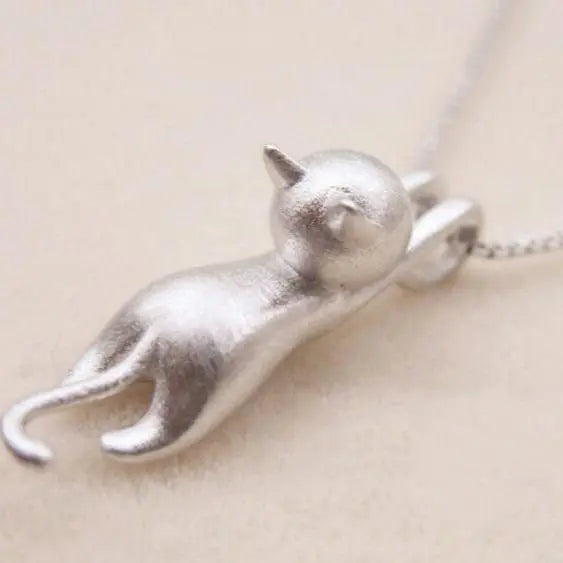 Collana con Gatto Giocoso in Argento Sterling 925