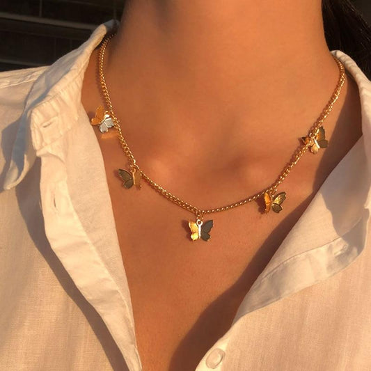 Collana con farfalla placcata argento e oro