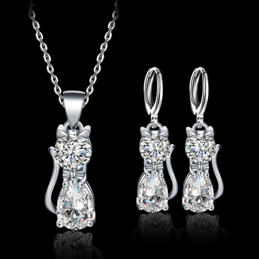 Set di Collana e Orecchini Happy Cat realizzati in Argento Sterling e Zirconia Bianca Lucidata