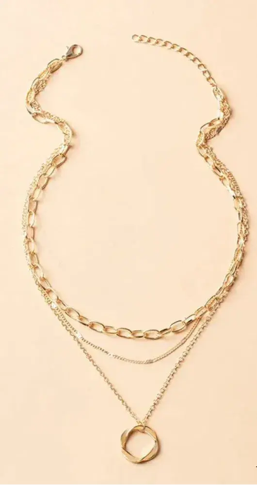 Collana a catena e pendente con oro vintage a più strati